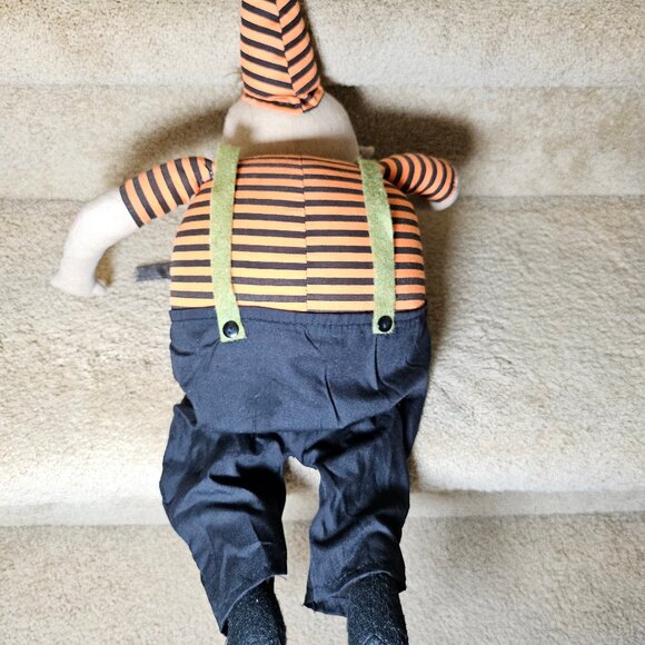 Quin & Queenie Spooky Folk Art Dolls Joe Spencer's Gathered Tradition Collection - Picture 6 of 14